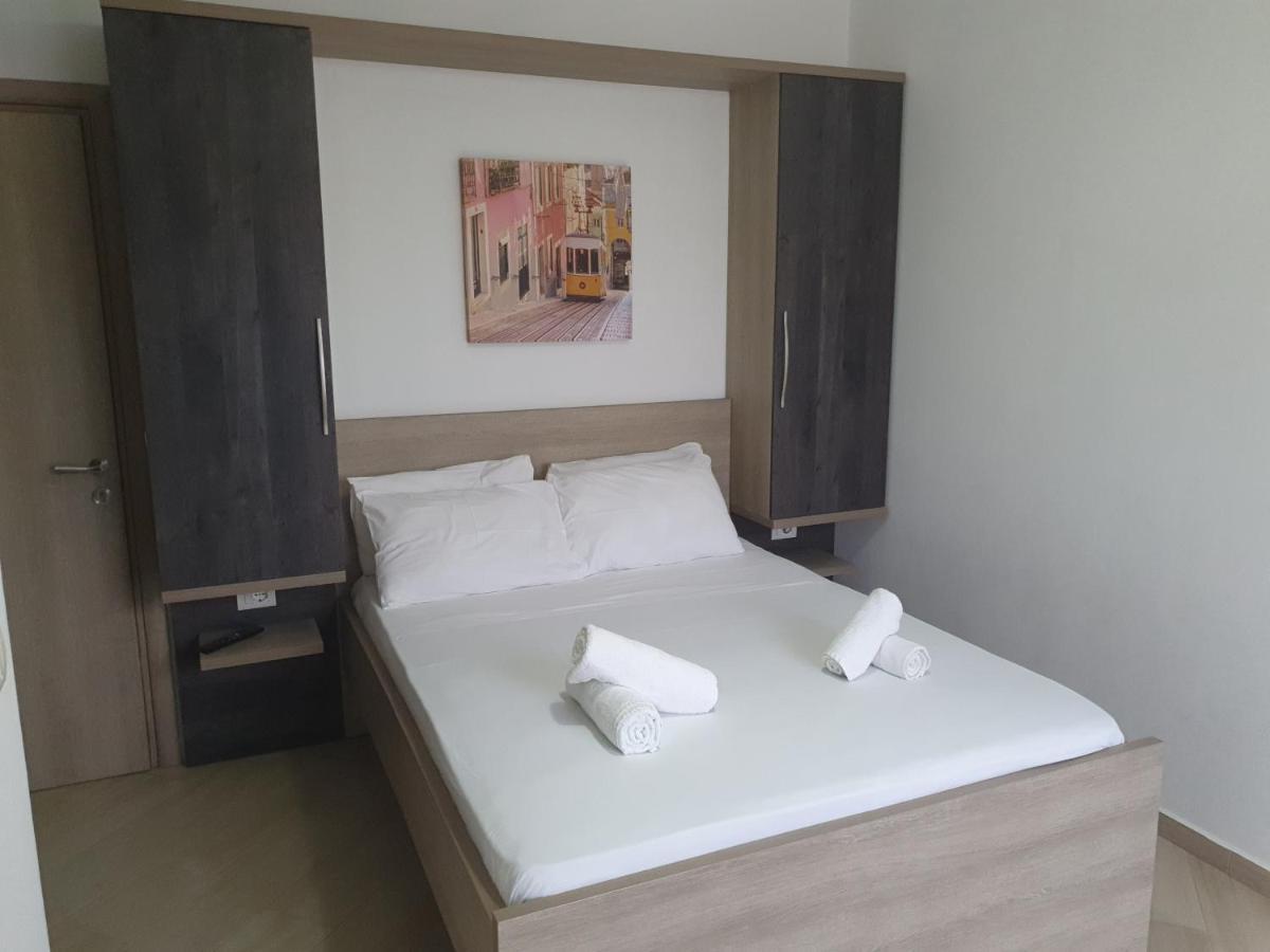 Soare Hotell Ksamil Exteriör bild
