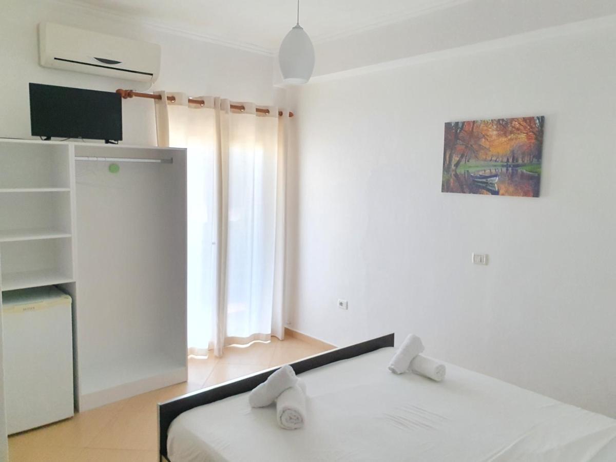 Soare Hotell Ksamil Exteriör bild