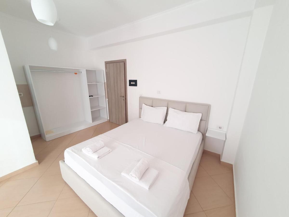 Soare Hotell Ksamil Exteriör bild
