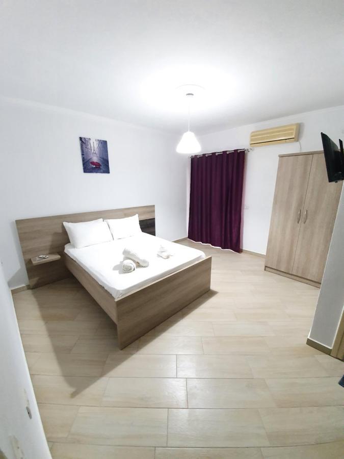 Soare Hotell Ksamil Exteriör bild
