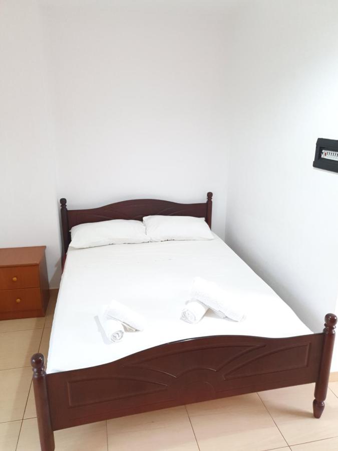 Soare Hotell Ksamil Exteriör bild